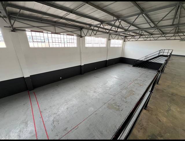 529M² WAREHOUSE TO LET IN STRIJDOMPARK